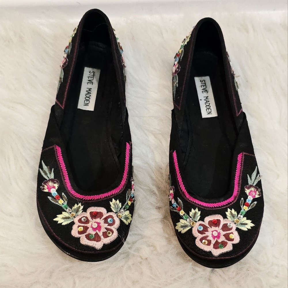 ✨ 6 US Set of 5 Pairs of Women's Shoes – Comfort, Style & Unique Details Ideal - Picture 2 of 16